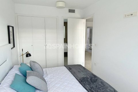 Apartment for sale Torrevieja, Alicante, Spain 2 bedrooms, 63 sq.m. No. 122460 - photo 12
