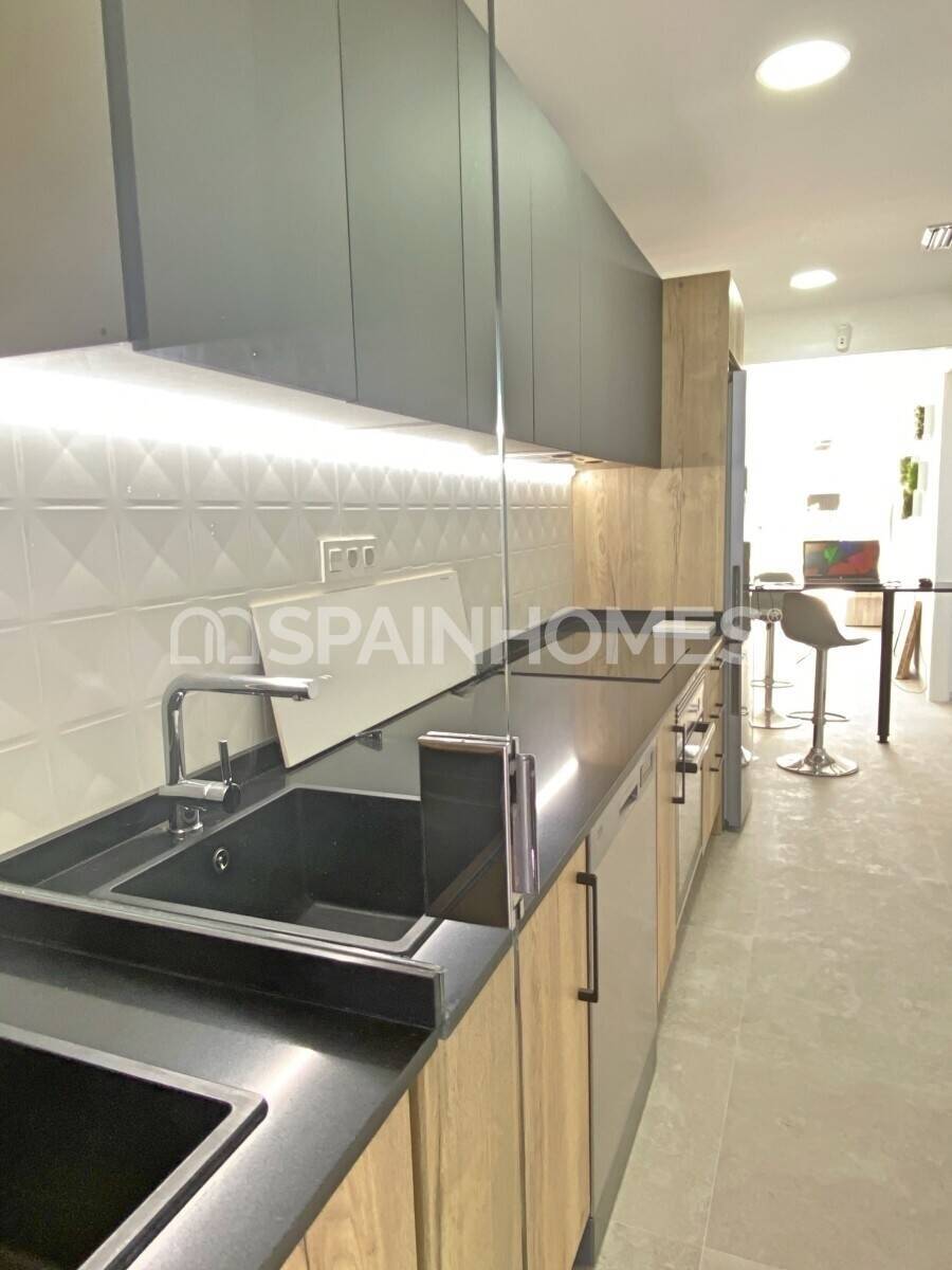 Takvåning i Torrevieja, Alicante, Spanien 2 sovrum, 59 kvm. Nr. 122459