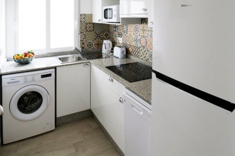 Lägenhet till salu Guardamar del Segura, Alicante, Spanien 2 sovrum, 75 kvm. Nr. 125542 - foto 4