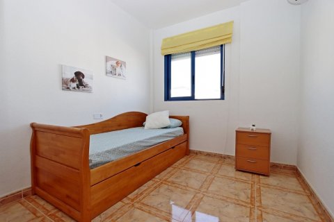 Kaupunkipientalo myytävänä La Zenia, Alicante, Espanja, 3 makuuhuonetta, 80 m2 No. 126988 - kuva 20