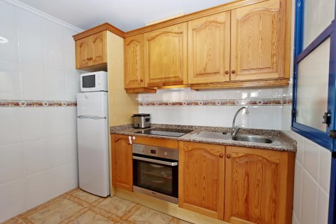 Kaupunkipientalo myytävänä La Zenia, Alicante, Espanja, 3 makuuhuonetta, 80 m2 No. 126988 - kuva 14