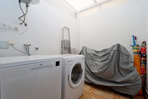 Kaupunkipientalo myytävänä La Zenia, Alicante, Espanja, 3 makuuhuonetta, 80 m2 No. 126988 - kuva 17