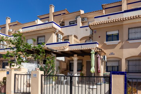 Kaupunkipientalo myytävänä La Zenia, Alicante, Espanja, 3 makuuhuonetta, 80 m2 No. 126988 - kuva 1
