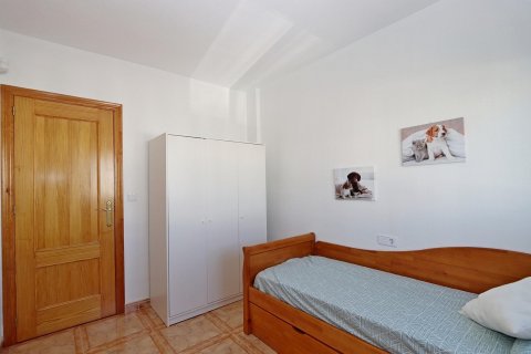Kaupunkipientalo myytävänä La Zenia, Alicante, Espanja, 3 makuuhuonetta, 80 m2 No. 126988 - kuva 19