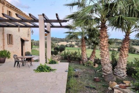 Villa for sale Montuiri, Mallorca, Spain 5 bedrooms, 400 sq.m. No. 127050 - photo 1