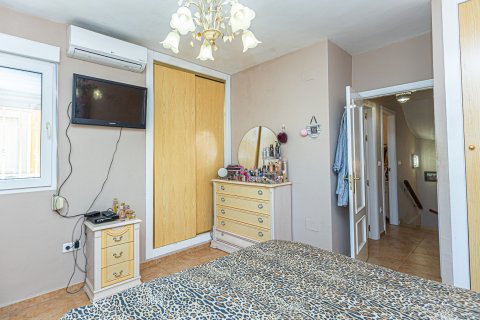 Townhouse for sale La Zenia, Alicante, Spain 3 bedrooms, 83 sq.m. No. 126990 - photo 25