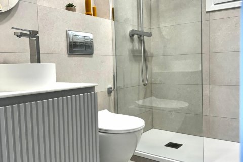 Apartment for sale Barcelona, Spain 3 bedrooms, 59 sq.m. No. 130284 - photo 7