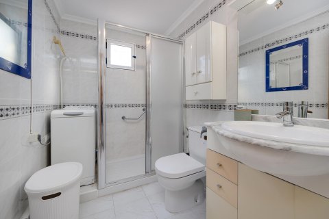 Apartamento en venta Torrevieja, Alicante, España 2 dormitorios, 60 m2 No. 131364 - foto 22
