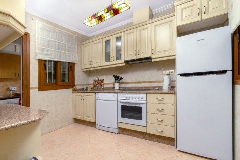 Huvila myytävänä Torrevieja, Alicante, Espanja, 2 makuuhuonetta, 106 m2 No. 125013 - kuva 27