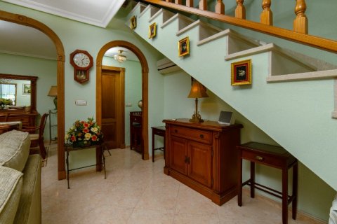 Huvila myytävänä Torrevieja, Alicante, Espanja, 2 makuuhuonetta, 106 m2 No. 125013 - kuva 24