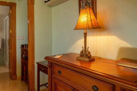 Huvila myytävänä Torrevieja, Alicante, Espanja, 2 makuuhuonetta, 106 m2 No. 125013 - kuva 3