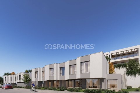 Villa till salu i Marbella, Malaga, Spanien 4 sovrum, 134 kvm. Nr. 131287 - foto 7