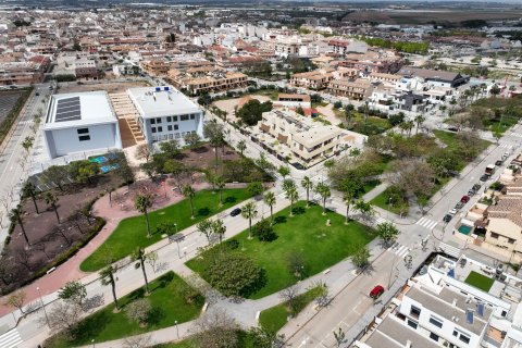 Bungalow till salu Pilar de la Horadada, Alicante, Spanien 2 sovrum, 82 kvm. Nr. 128519 - foto 9