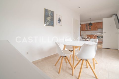 Продажа бунгало в Ла Мата, Аликанте, Испания 2 спальни, 74м2 №125156 - фото 18