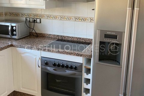 Villa for sale Villamartin, Alicante, Spain 3 bedrooms, 195 sq.m. No. 125155 - photo 6