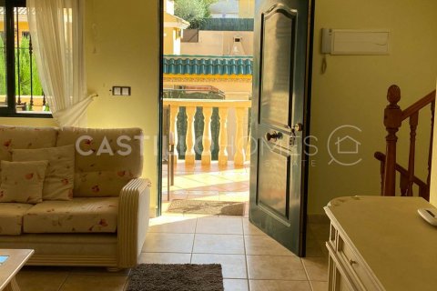 Villa for sale Villamartin, Alicante, Spain 3 bedrooms, 195 sq.m. No. 125155 - photo 2