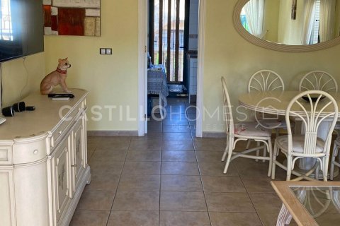 Villa for sale Villamartin, Alicante, Spain 3 bedrooms, 195 sq.m. No. 125155 - photo 3