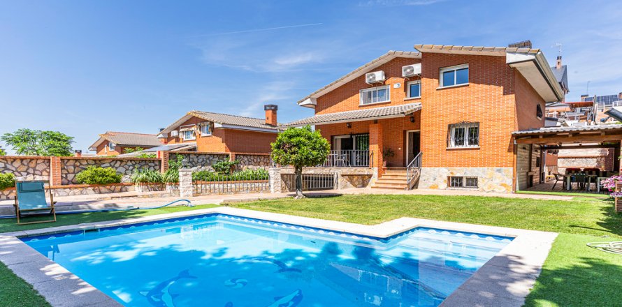 Вилла в Моралеха де Энмедио, Мадрид, Испания 7 спален, 360м2 №121794