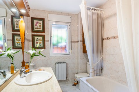 Продажа виллы в Моралеха де Энмедио, Мадрид, Испания 7 спален, 360м2 №121794 - фото 23