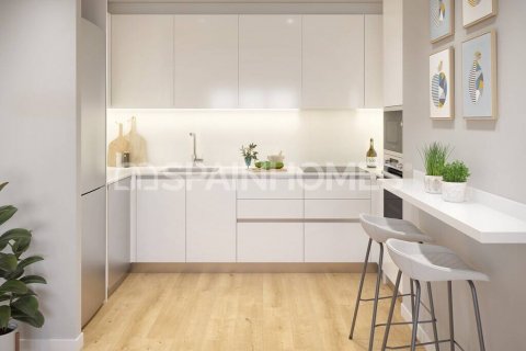 Apartment for sale Barcelona, Spain 4 bedrooms, 92 sq.m. No. 120606 - photo 2
