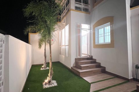 Bungalow zum Verkauf Torrevieja, Alicante, Spanien 3 Schlafzimmer, 70 m2 Nr. 131760 - Foto 2