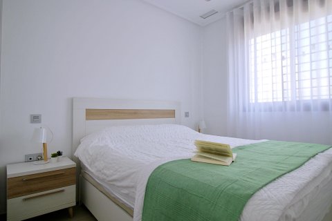 Townhouse zum Verkauf Torre de la Horadada, Alicante, Spanien 3 Schlafzimmer, 108 m2 Nr. 131761 - Foto 26