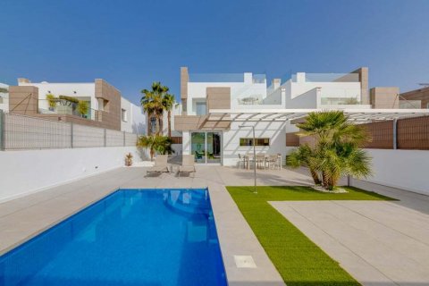 Villa zum Verkauf Guardamar del Segura, Alicante, Spanien 3 Schlafzimmer, 124 m2 Nr. 131532 - Foto 1