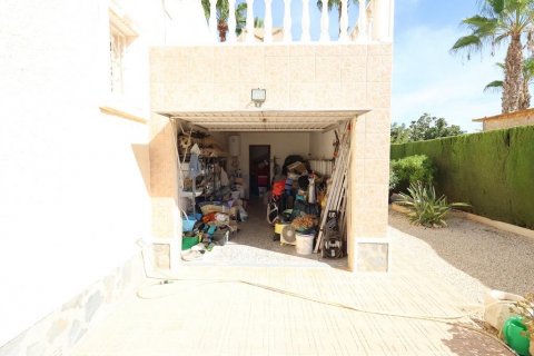 Villa till salu Torrevieja, Alicante, Spanien 3 sovrum, 188 kvm. Nr. 131534 - foto 13