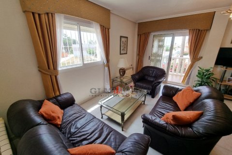 Apartment for sale Los Alcazares, Murcia, Spain 3 bedrooms,  No. 128756 - photo 8