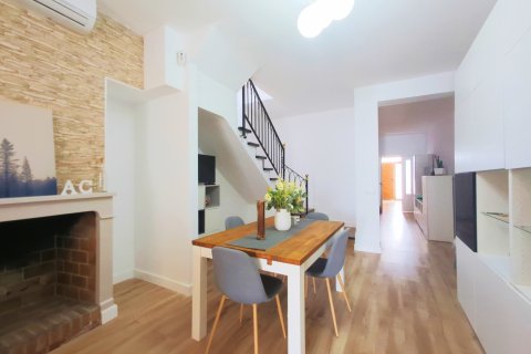Villa till salu Llucmajor, Mallorca, Spanien 3 sovrum, 156 kvm. Nr. 128219 - foto 4