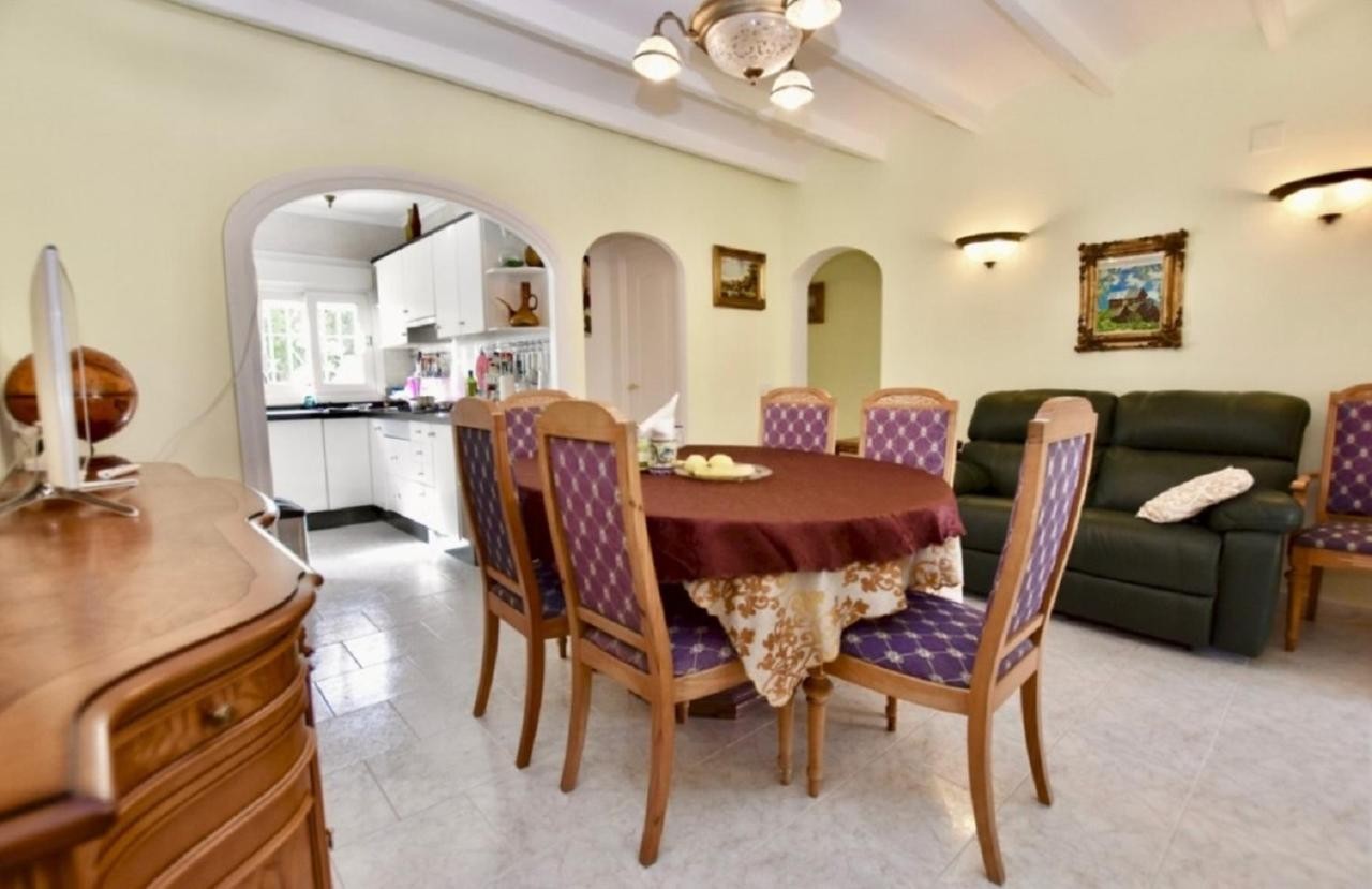 Villa in Javea, Alicante, Spain 5 bedrooms, 350 sq.m. No. 122723