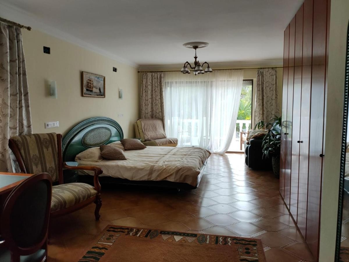 Villa in Javea, Alicante, Spain 5 bedrooms, 350 sq.m. No. 122723