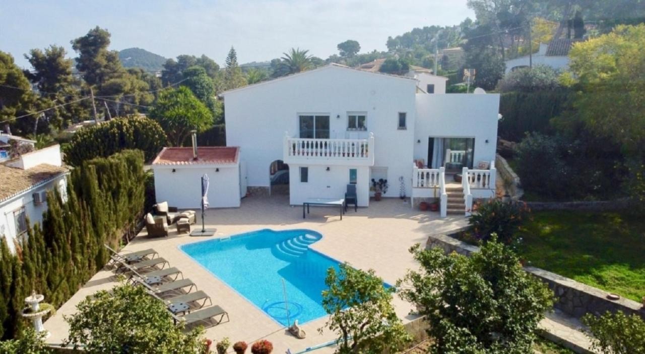 Villa in Javea, Alicante, Spain 5 bedrooms, 350 sq.m. No. 122723