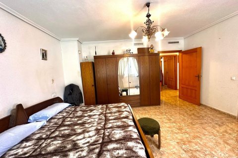 Apartament Torrevieja, Alicante, Hiszpania 3 sypialnie, 140 mkw. nr 125658 – zdjęcie 18