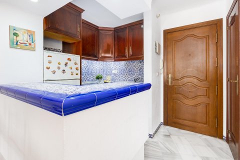 Apartment for sale Torrevieja, Alicante, Spain 2 bedrooms, 60 sq.m. No. 129631 - photo 12