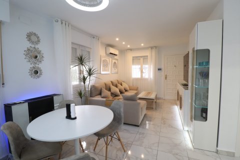 Villa zum Verkauf Alicante, Spanien 3 Schlafzimmer, 90 m2 Nr. 129628 - Foto 3