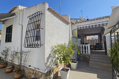 Villa zum Verkauf Alicante, Spanien 3 Schlafzimmer, 90 m2 Nr. 129628 - Foto 1
