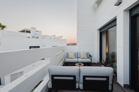 Apartment for sale Las Ramblas, Alicante, Spain 2 bedrooms, 125 sq.m. No. 129630 - photo 14