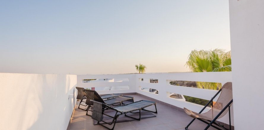 Apartment Las Ramblas, Alicante, Spain 2 bedrooms, 125 sq.m. No. 129630