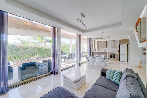 Villa pārdošanā Villajoyosa, Alicante, Spānijā 3 istabas, 156 m2 Nr. 127105 - attēls 5