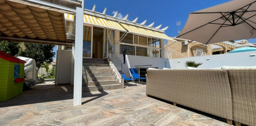 House Los Altos, Alicante, Spain 3 bedrooms, 217 sq.m. No. 127101