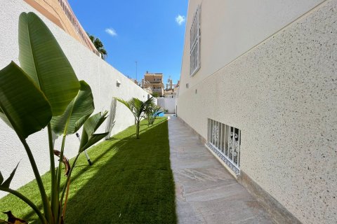 House for sale Los Altos, Alicante, Spain 3 bedrooms, 217 sq.m. No. 127101 - photo 20