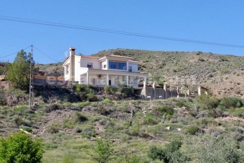 Huvila myytävänä Zurgena, Almeria, Espanja, 3 makuuhuonetta, 244 m2 No. 128613 - kuva 1