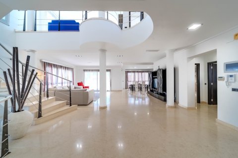 Huvila myytävänä Cabo Roig, Alicante, Espanja, 5 makuuhuonetta, 477 m2 No. 128304 - kuva 2