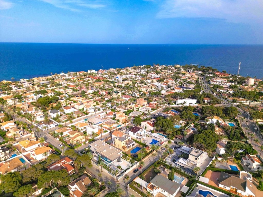 Villa en Cabo Roig, Alicante, España 5 dormitorios, 477 m2 No. 128304