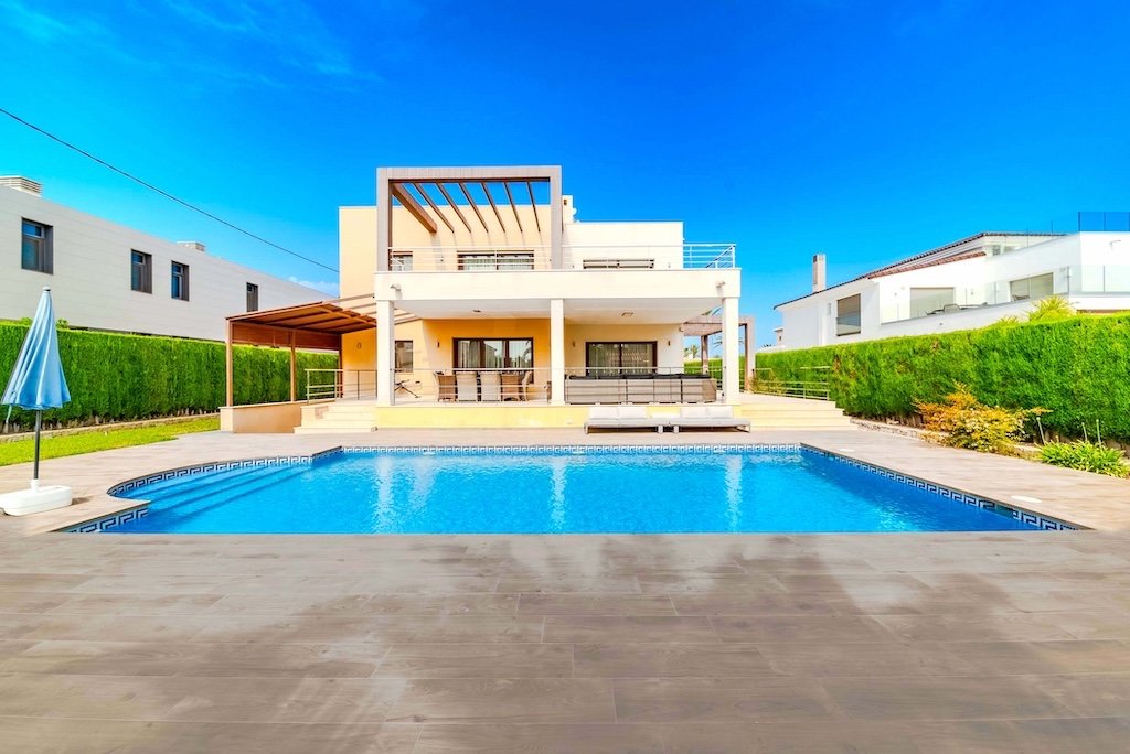 Villa en Cabo Roig, Alicante, España 5 dormitorios, 477 m2 No. 128304