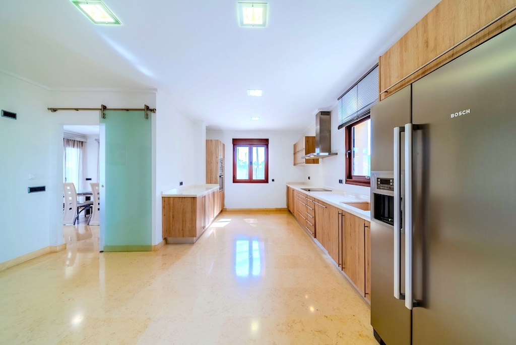 Villa en Cabo Roig, Alicante, España 5 dormitorios, 477 m2 No. 128304