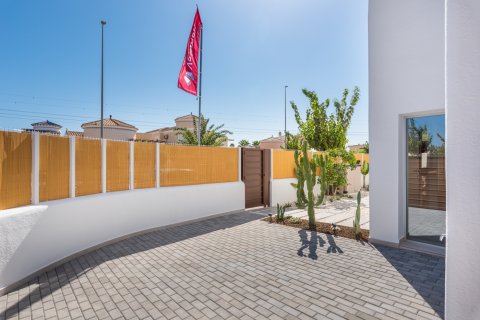 Apartment for sale Los Alcazares, Murcia, Spain 3 bedrooms, 115 sq.m. No. 132105 - photo 5