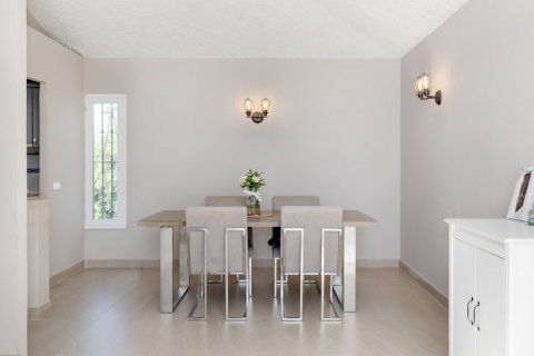 Продажа таухауса в Баия Дорада, Малага, Испания 3 спальни, 147м2 №120308 - фото 14