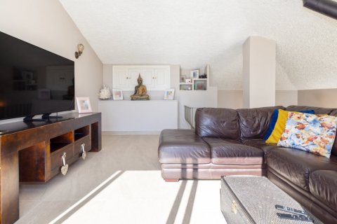 Продажа таухауса в Баия Дорада, Малага, Испания 3 спальни, 147м2 №120308 - фото 8